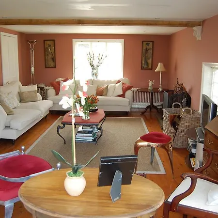 Pickwick House-3