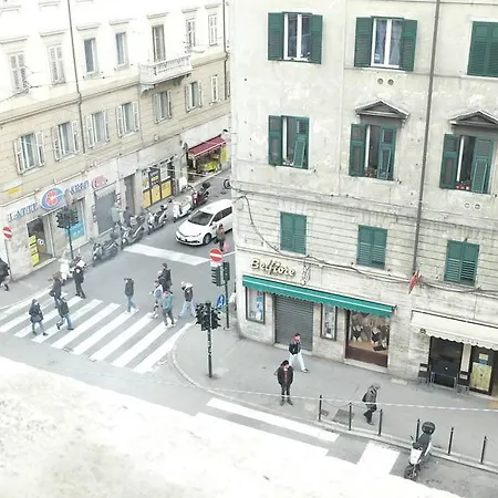 B&B Piazza Goldoni-3
