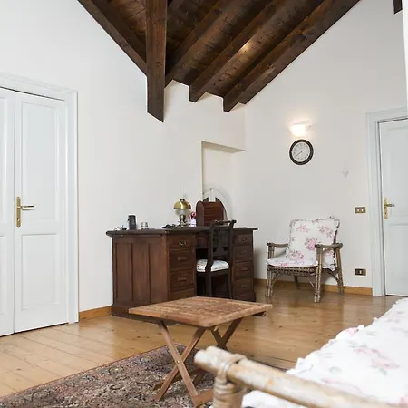 Villa Pinetina B&B-2