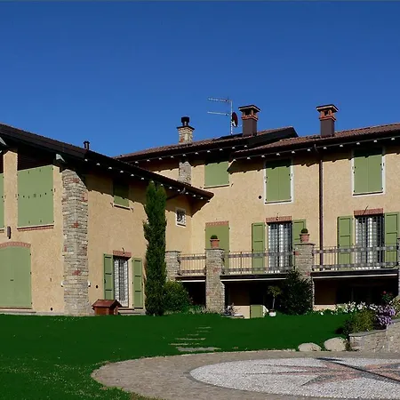 A Casa Lombardo-2