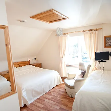 Tower Lodge B&B-3