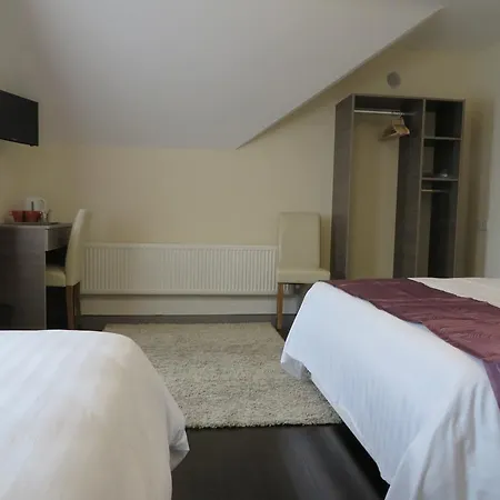 Castleview House-2