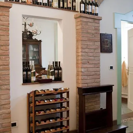 La Corte Del Cavaliere Bed&Breakfast-3