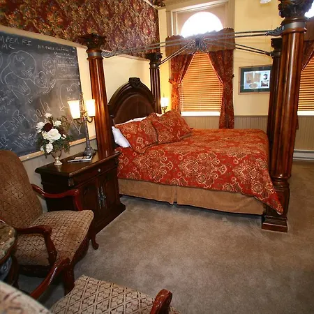 Carr Manor-3