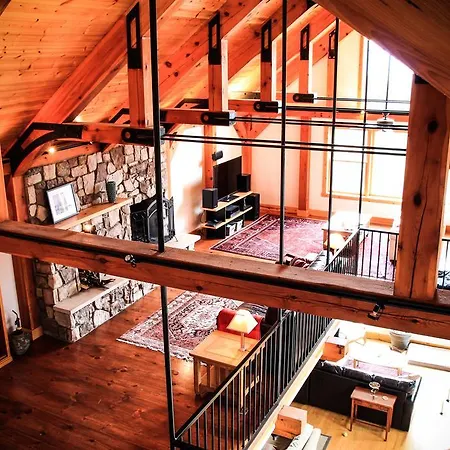 Brush Mountain Lodge-2