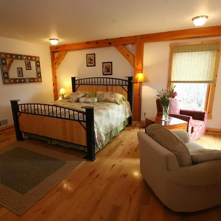 Brush Mountain Lodge-3