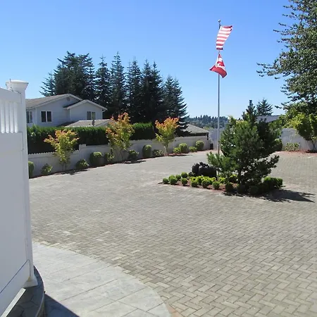 Mansion Inn Lake Stevens-3