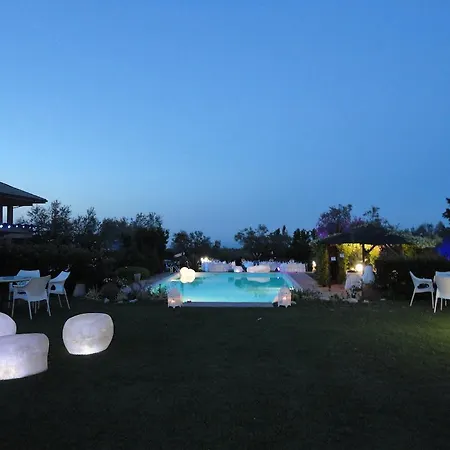 Villa Zagara Luxury Bed And Breakfast-2