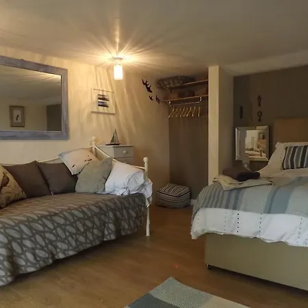 The Swallows Guest House-2