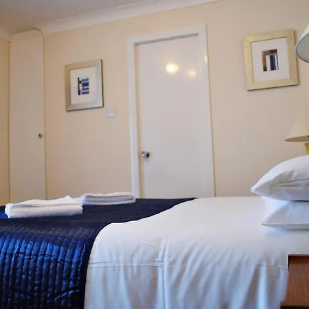 Ferry House Lodge-3