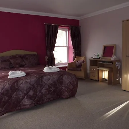 The Golden Lion Hotel-3