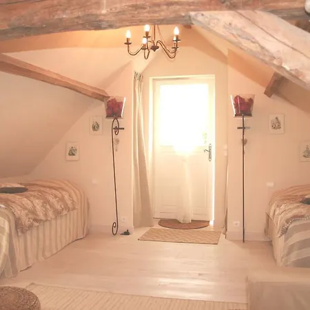 Chambres D'Hotes Le Clos Du Puits-2