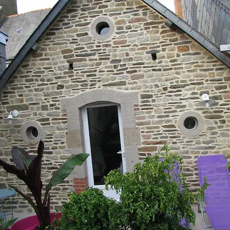 Chambres D'Hotes L'Hermine-3