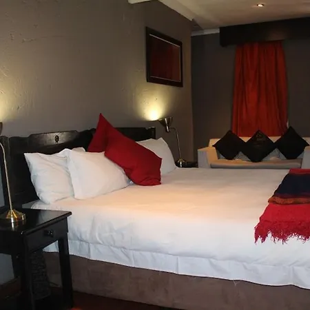Flamboyant Guest Lodge-2