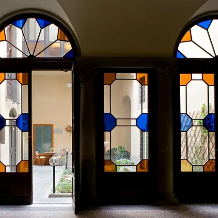 Alloro B&B-2