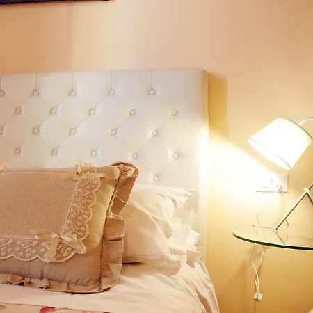 Ridolfi Guest House-3
