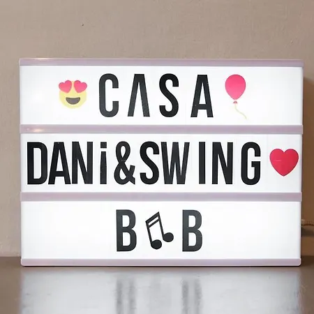 Casa Dani&Swing Bed&Books-2