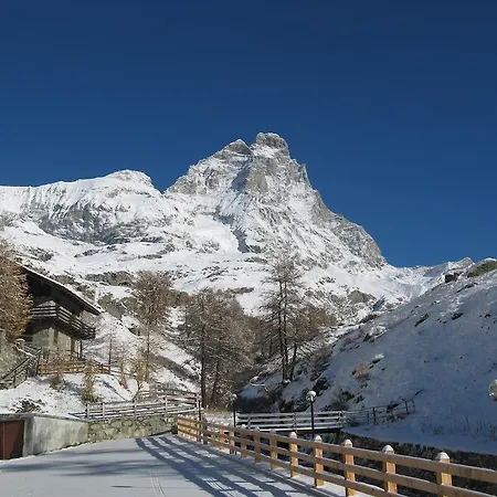Hosquet Lodge-3