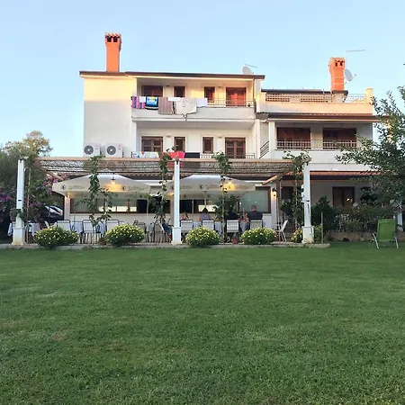 Vera Bed And Breakfast-3