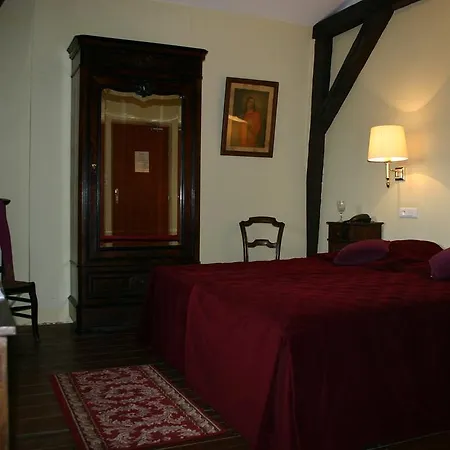 Au Chateau Des Thermes-3