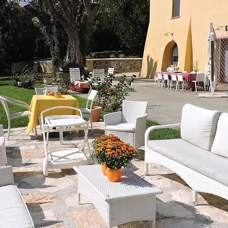 Casale Fedele Park Relax B&B Vicino al Borgo-2