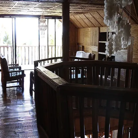 Bamboo House Beach Lodge & Restaurant-3