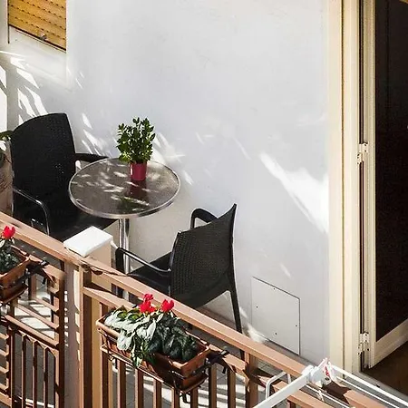 Solaris B&B-2