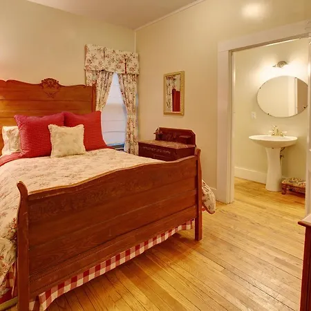 Margaretville Mountain Inn B&B-3