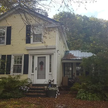 A Meadow House-3