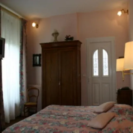 Au Chateau Des Thermes-2