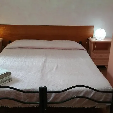 Walter Guest House-3