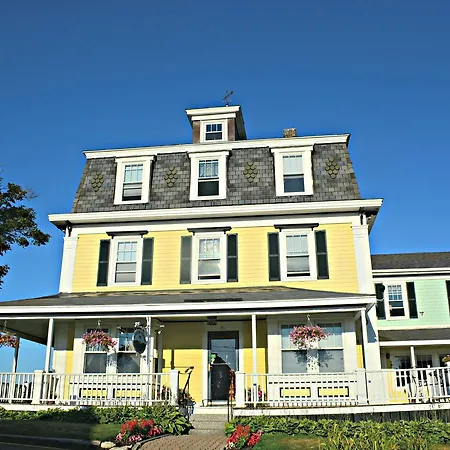 Harbor House Inn-2