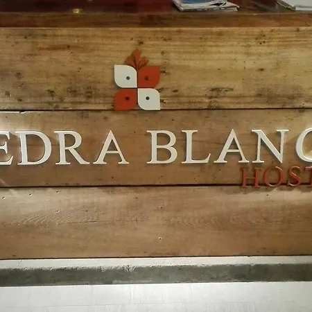 Piedra Blanca Backpackers Hostel-2