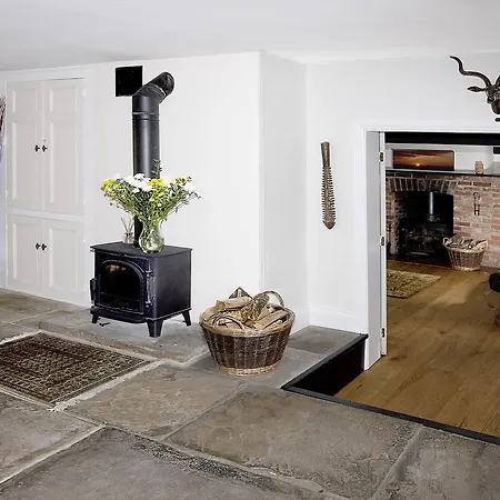 Rose Cottage-2