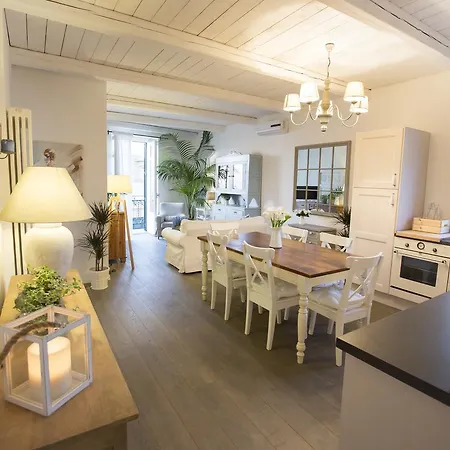 Azzurro B&B-3
