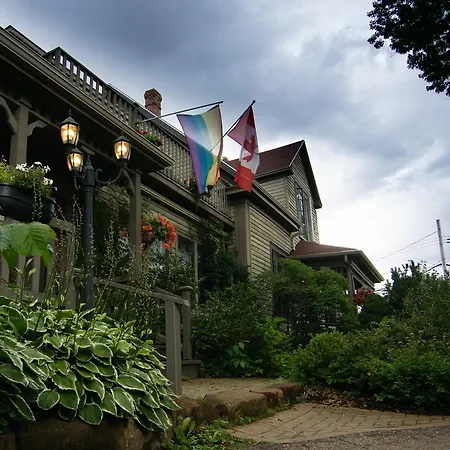 Shipwright Inn-3