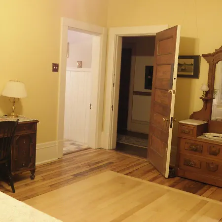 Lehmann House Bed & Breakfast-2