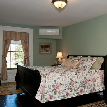 Brinckerhoff Inn Bed And Breakfast-3