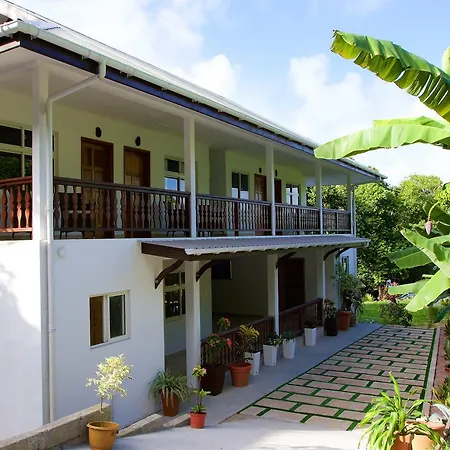Cote Jardin - Chalets Cote Mer-2