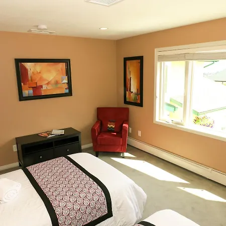A View Of The Lake B & B-2