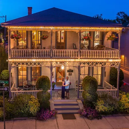 Carriage Way Inn Bed & Breakfast Adults Only - 21 Years Old And Up-3