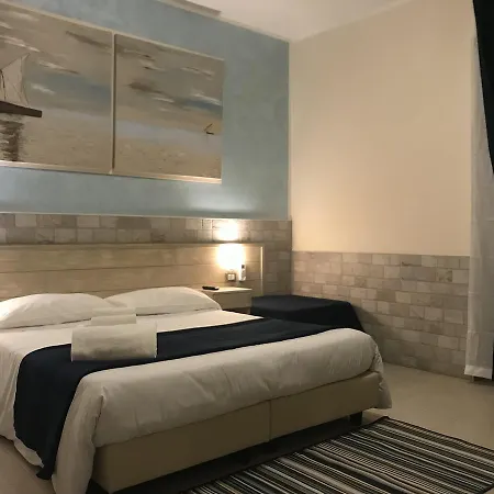 Fiumicino Airport B&B Deluxe-3