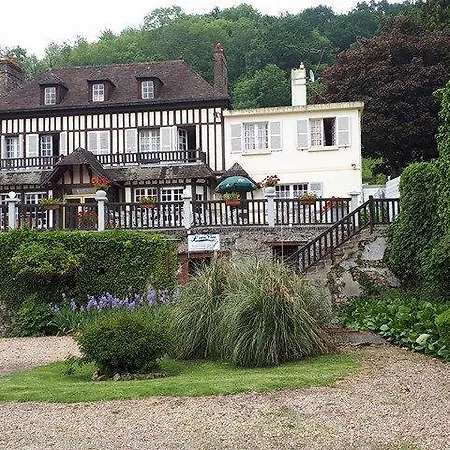 Restaurant & Chambres D'Hotes L'Eau Vive-3