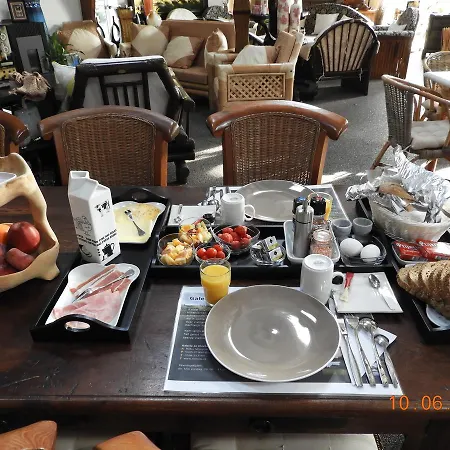 Romala'S Home-2