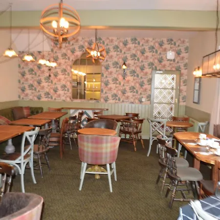 Woolpack Pub & Kitchen-3