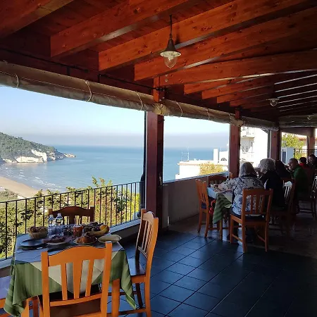 The Stunning B&B-3