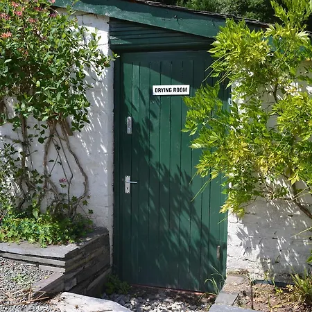Coed-Y-Fron-3