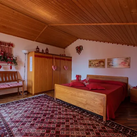 Ai Due Pini B&B-3