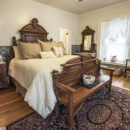 Clover Cliff Ranch Bed And Breakfast-3