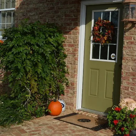 Rose Cottage Bed & Breakfast-3